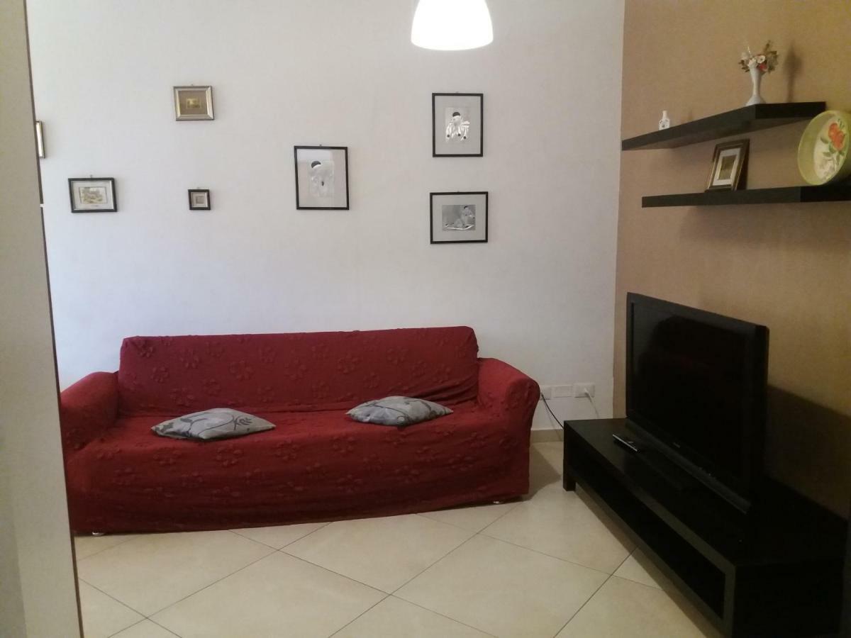 Le Cisterne Holiday Home มันเฟรโดเนีย ภายนอก รูปภาพ