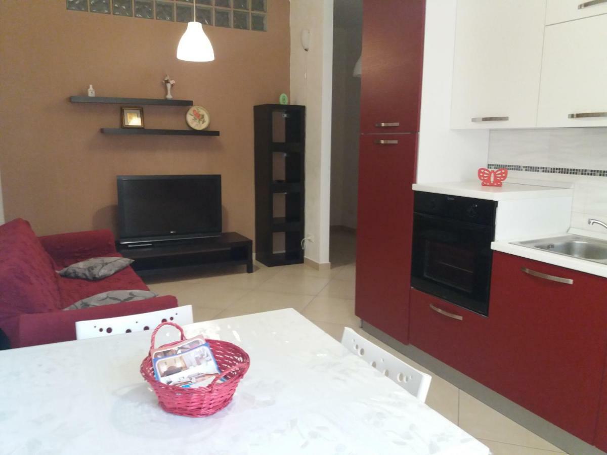 Le Cisterne Holiday Home มันเฟรโดเนีย ภายนอก รูปภาพ